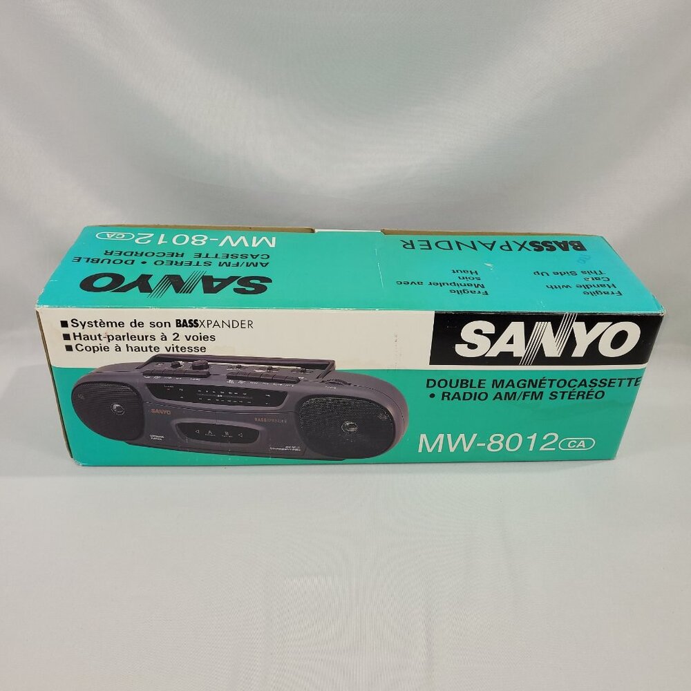 Sanyo MW-8012 Dual Tape Player Ghetto Blaster AM/FM Double Cassette Recorder